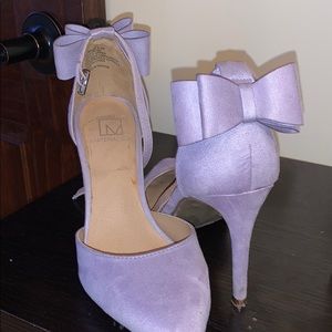 Lilac heels